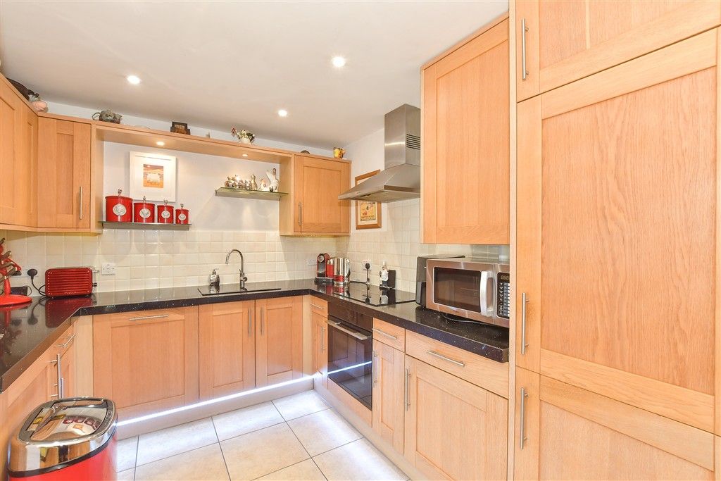 Property photo 1 of 12 Kitchen