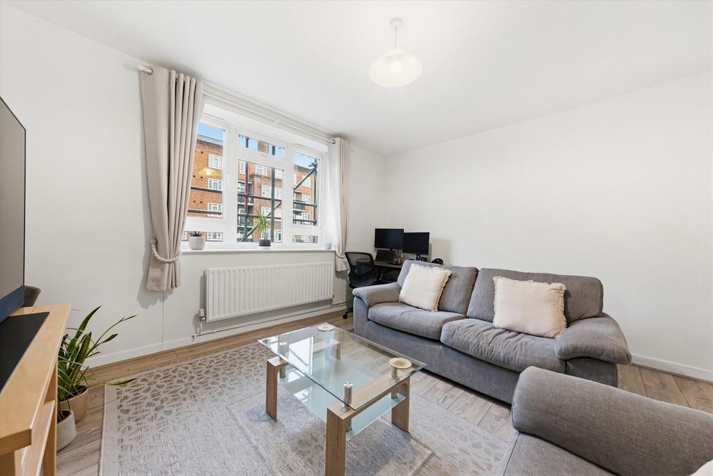 Property photo 2 of 15 Image