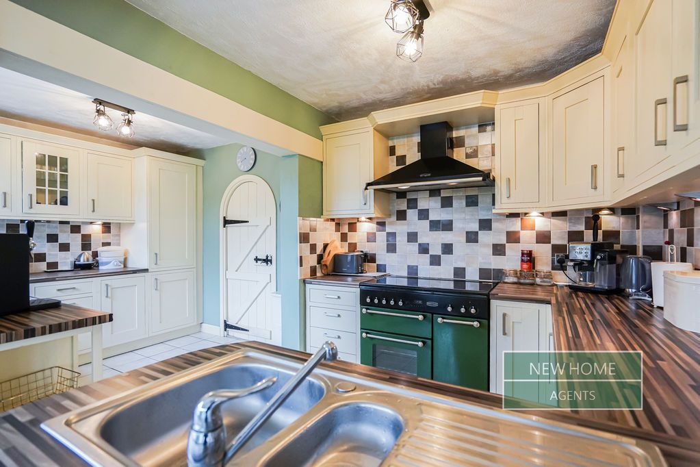 Property photo 2 of 30 Photo 25