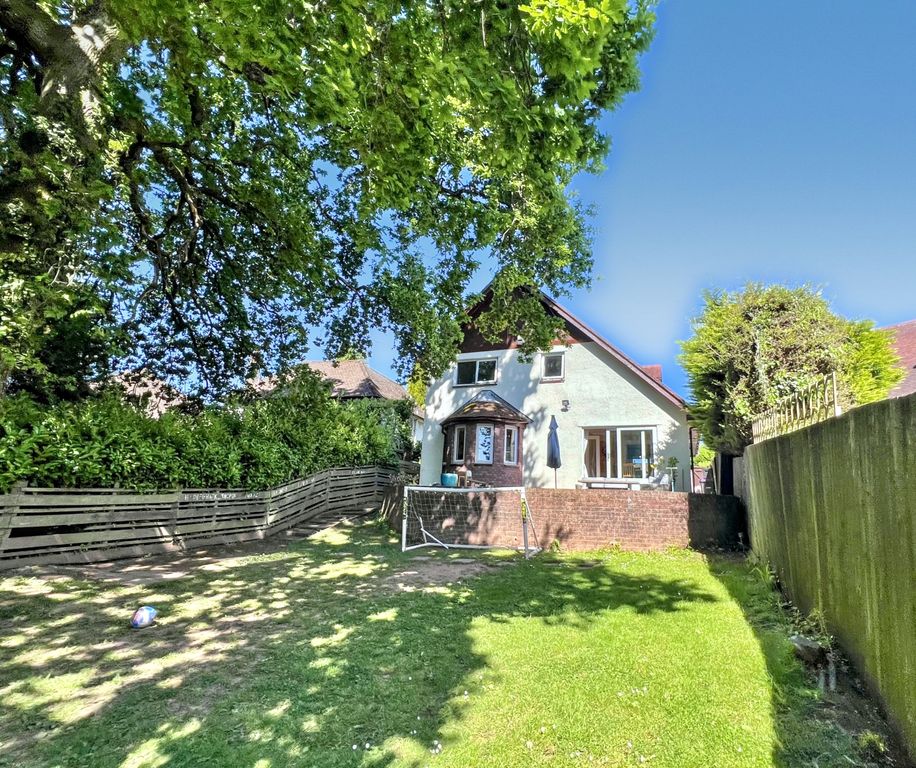 Property photo 2 of 33 Gallery