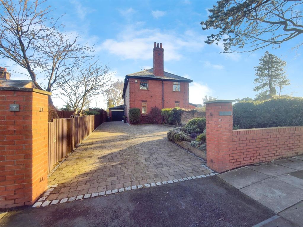 Property photo 1 of 46 76A92d32--4Bfb-Aa8A-7B13Be41Cafa-26230-0000040CE8D