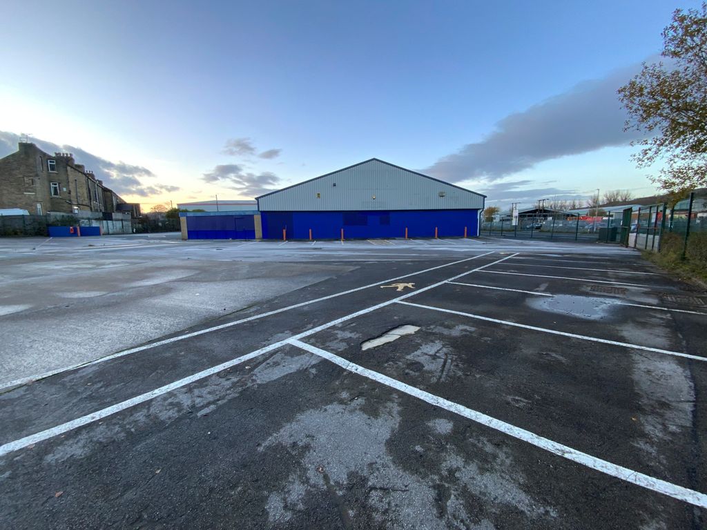 Property photo 1 of 4