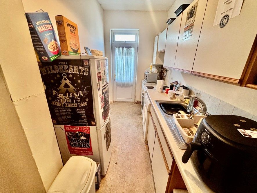 Property photo 3 of 22