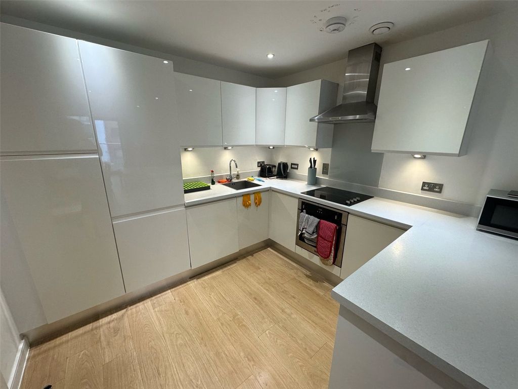 Property photo 2 of 11 Picture No. 22
