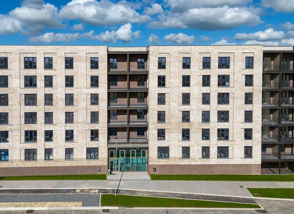 Property photo 1 of 12 Picture No. 02