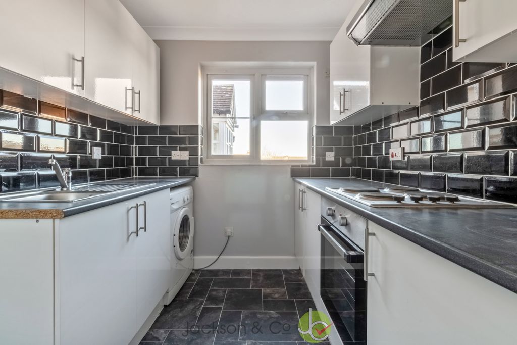 Property photo 3 of 5