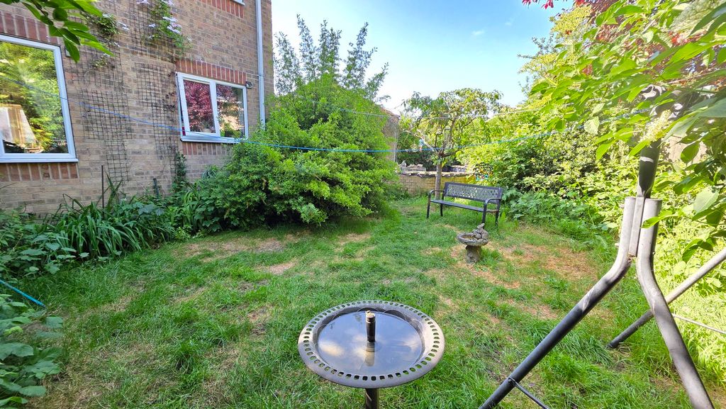 Property photo 3 of 11