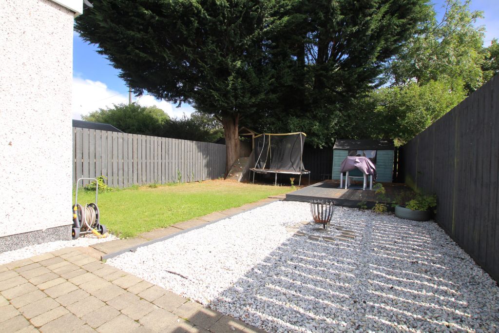 Additional image 12 of 3 bed semi-detached house to rentAllander Road, Bearsden, East Dunbartonshire G61