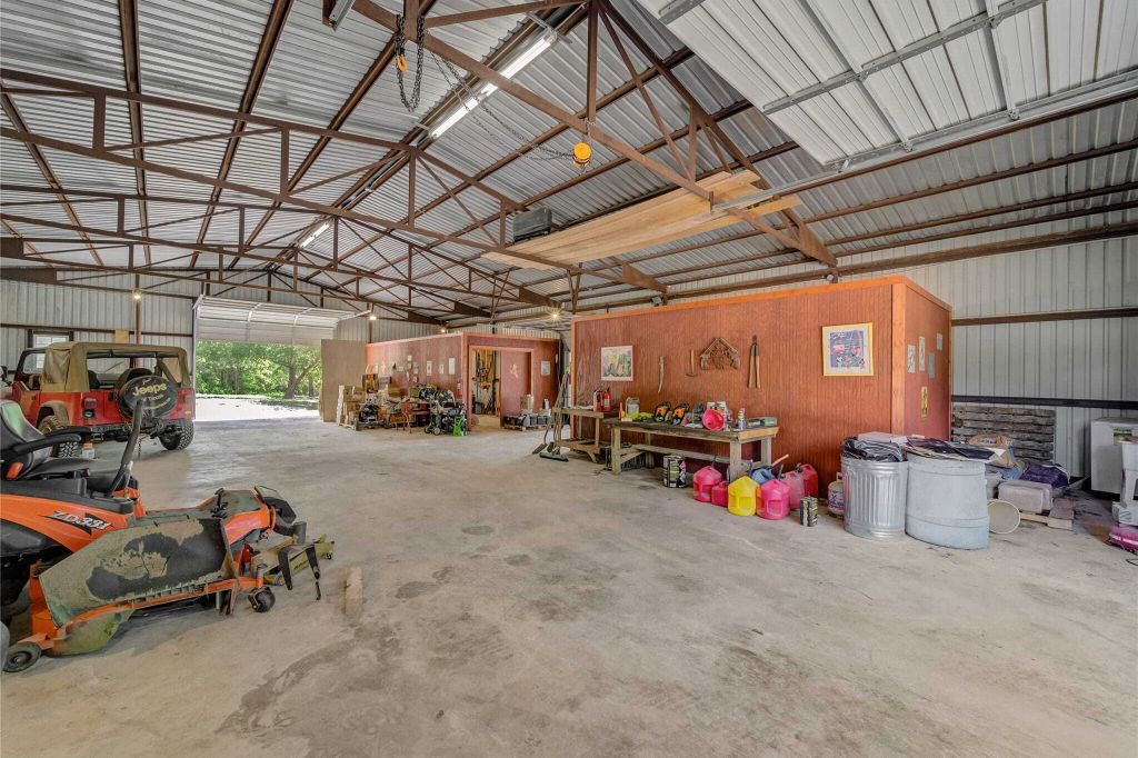 Property photo 2 of 7 <Alttext/>