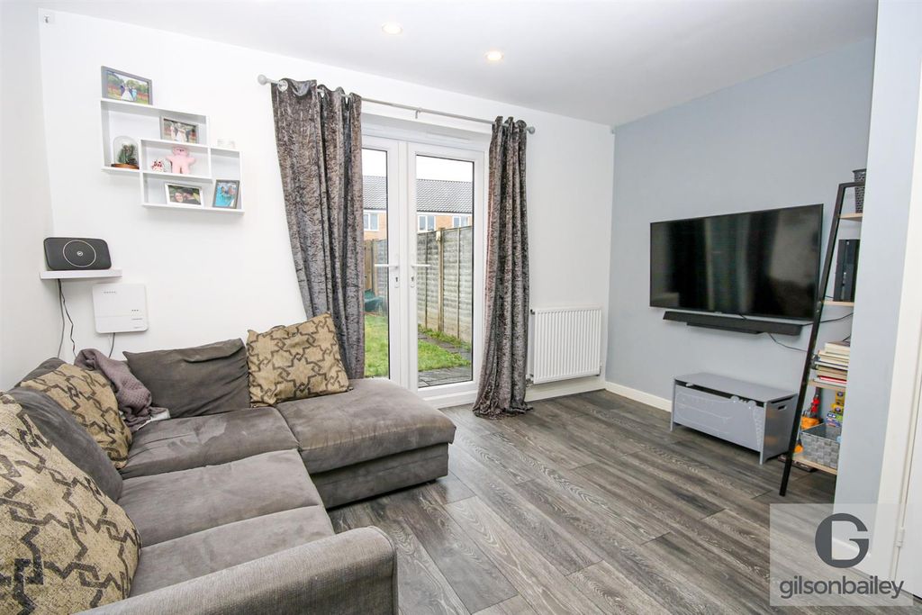 Property photo 3 of 16 16-Img_2728.Jpg