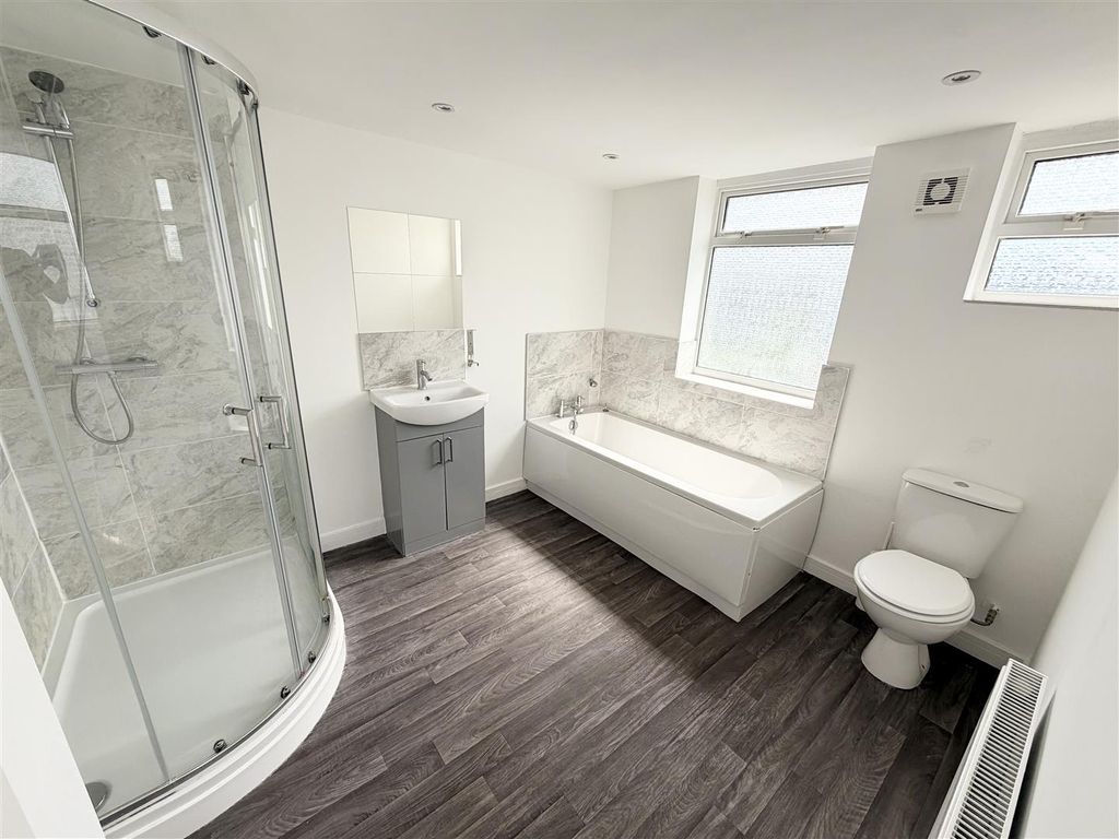Property photo 1 of 17 Tempimagea6Njn9.Jpg