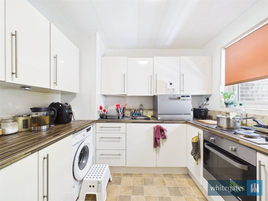 Property photo 3 of 11 Picture No. 06