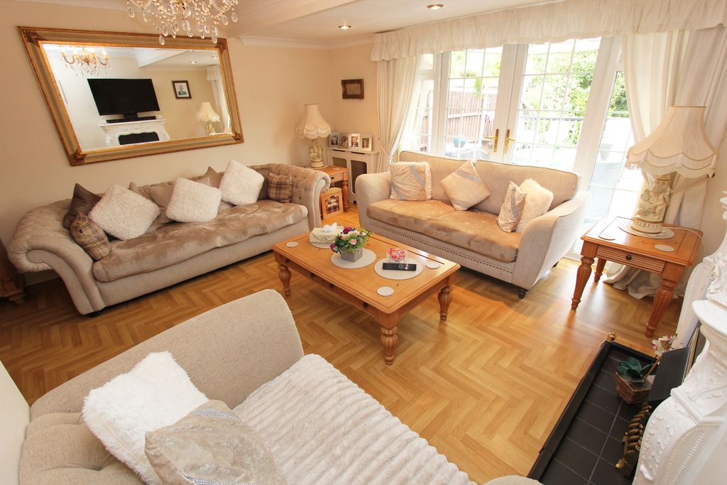 Property photo 3 of 23 Img_8475A