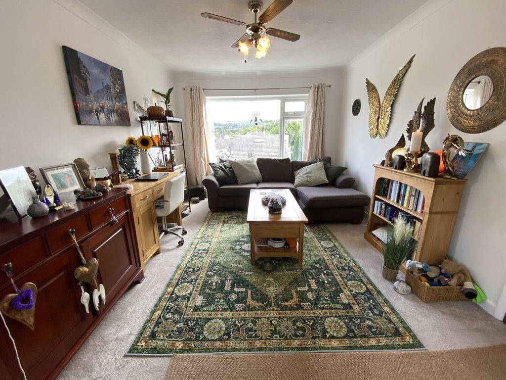 Property photo 2 of 12 Image 2