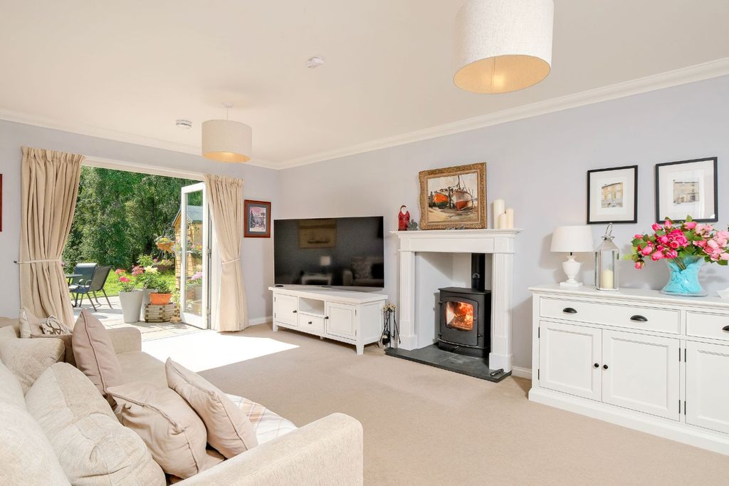 Property photo 3 of 29 Picture No. 31