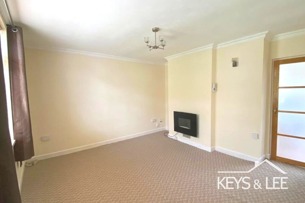 Property photo 2 of 9 1930573