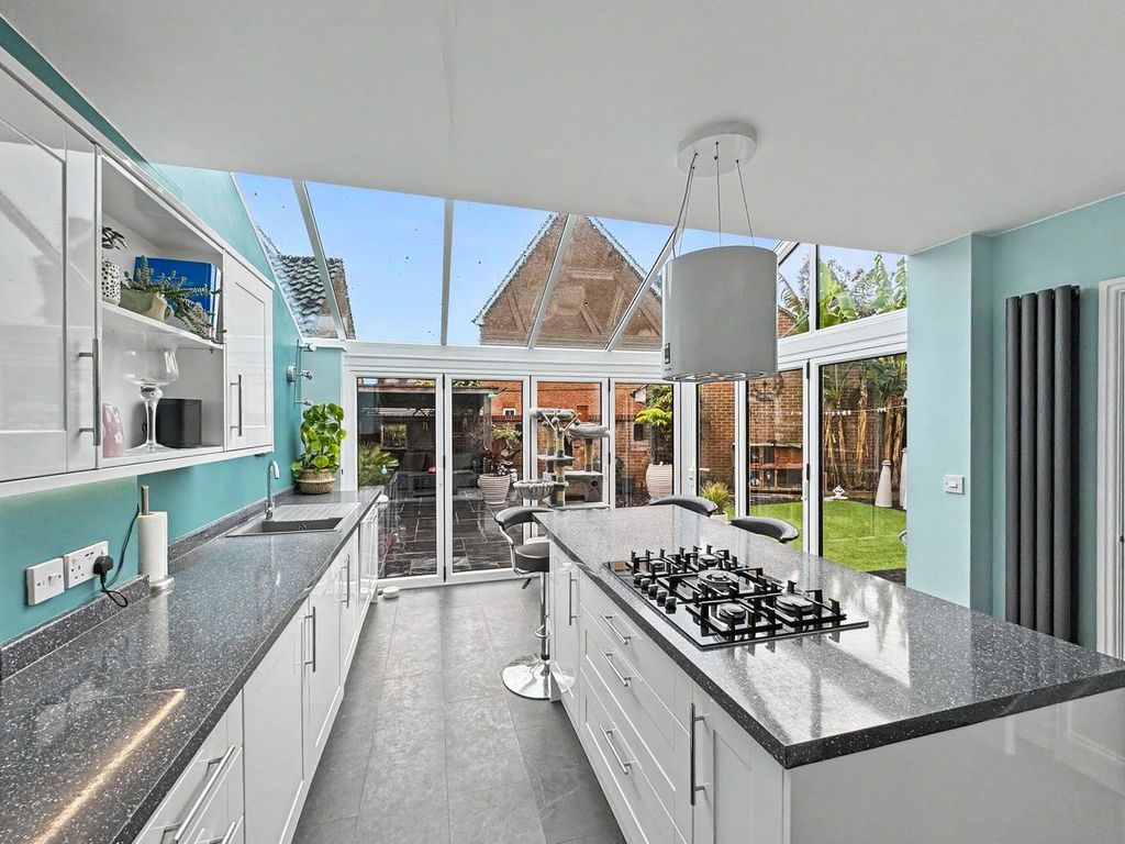 Property photo 1 of 38