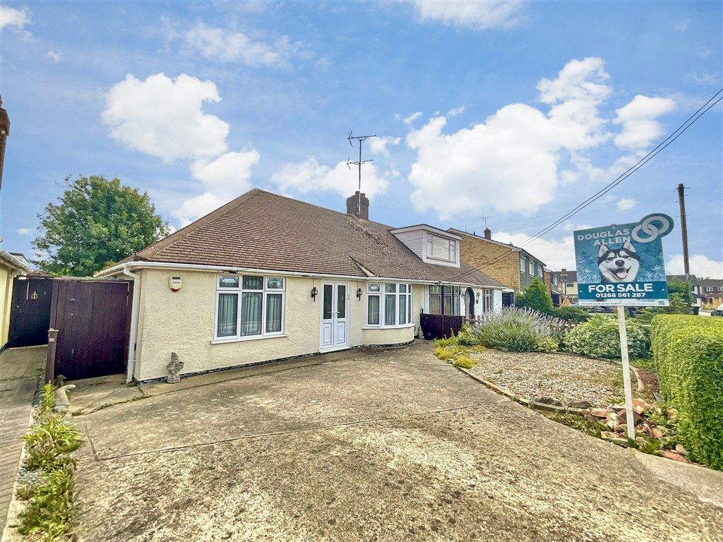 Property photo 3 of 12 Front