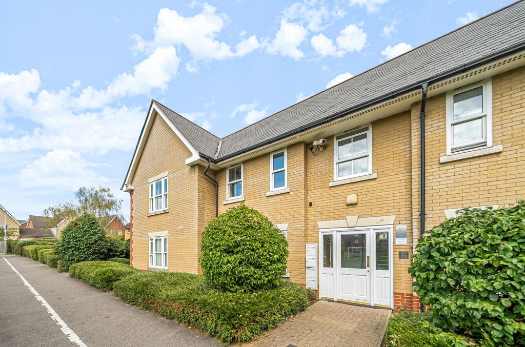 Property photo 1 of 14 1335664-1-68927A6...