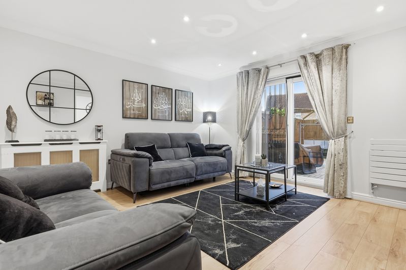 Property photo 2 of 23 Photo 18