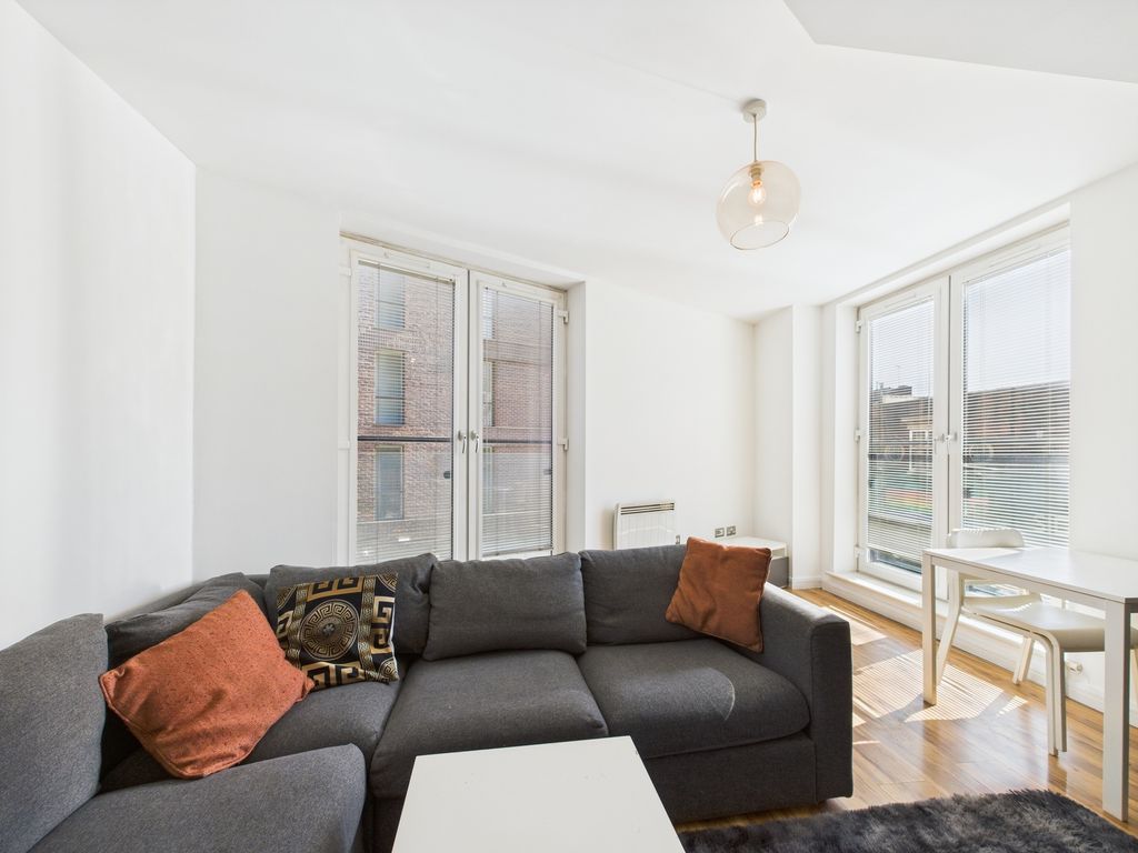 Property photo 2 of 11