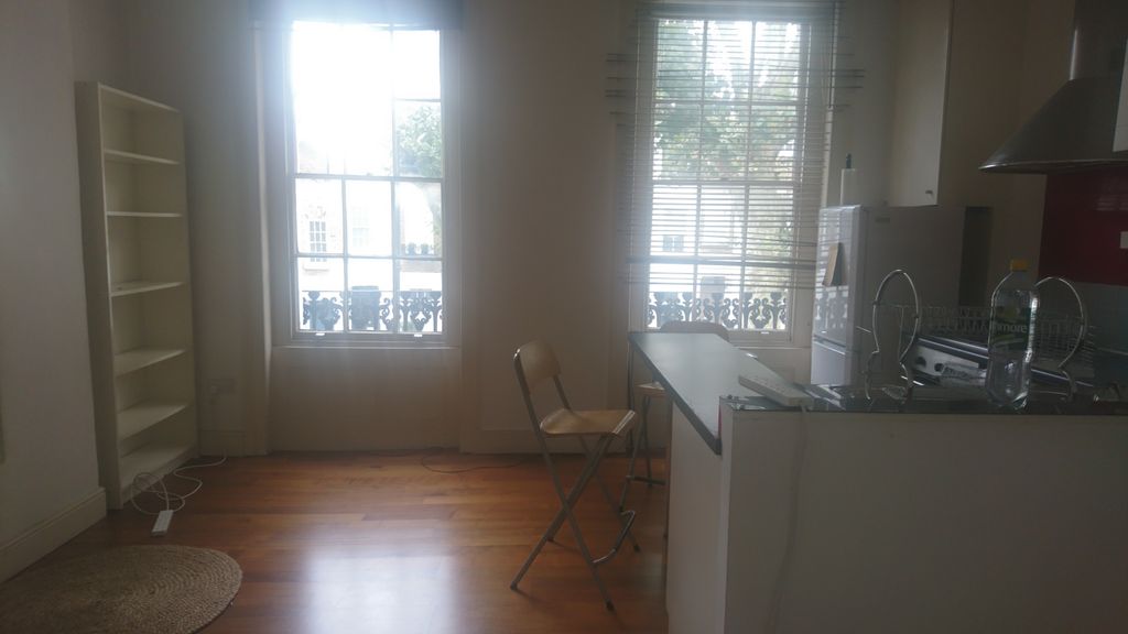 Property photo 2 of 5
