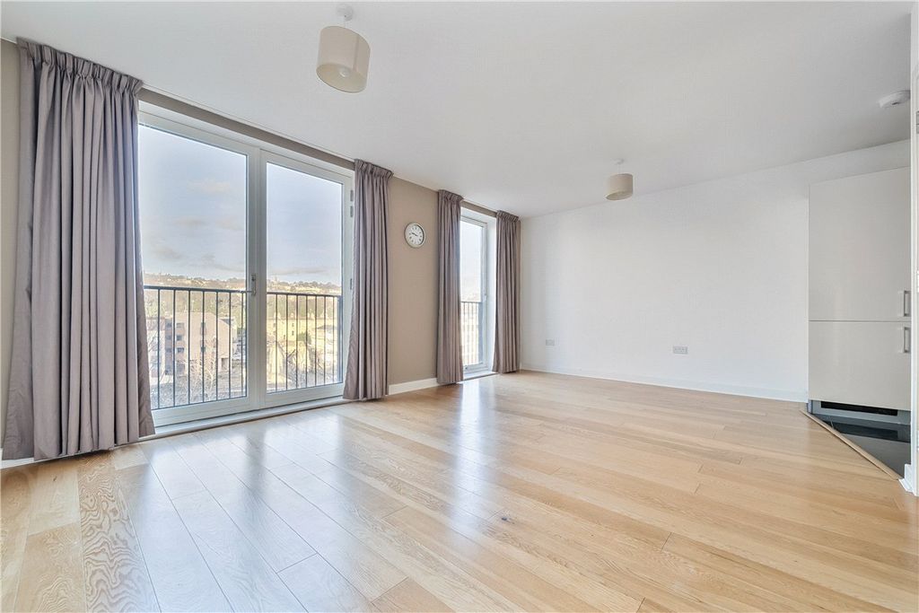 Property photo 2 of 10 Picture No. 05