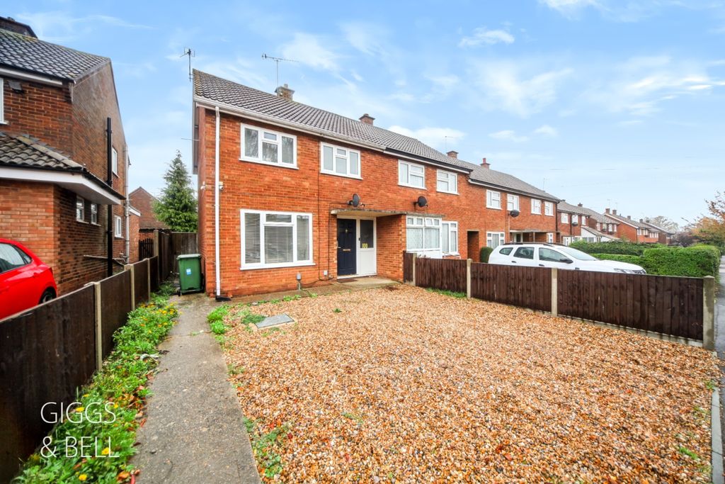 Property photo 1 of 15 5899941