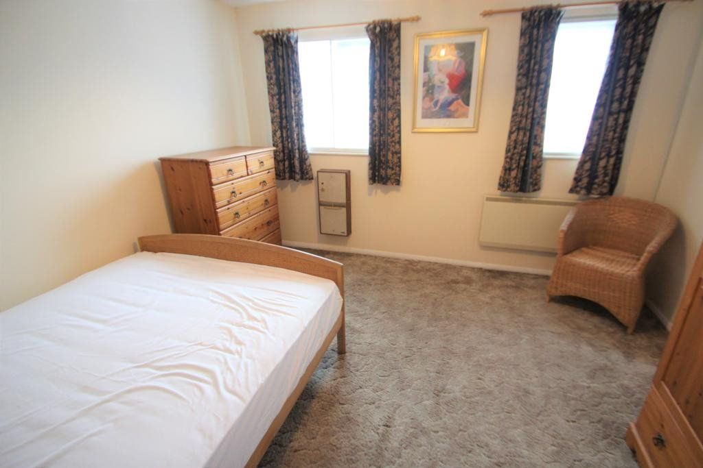 Property photo 3 of 5