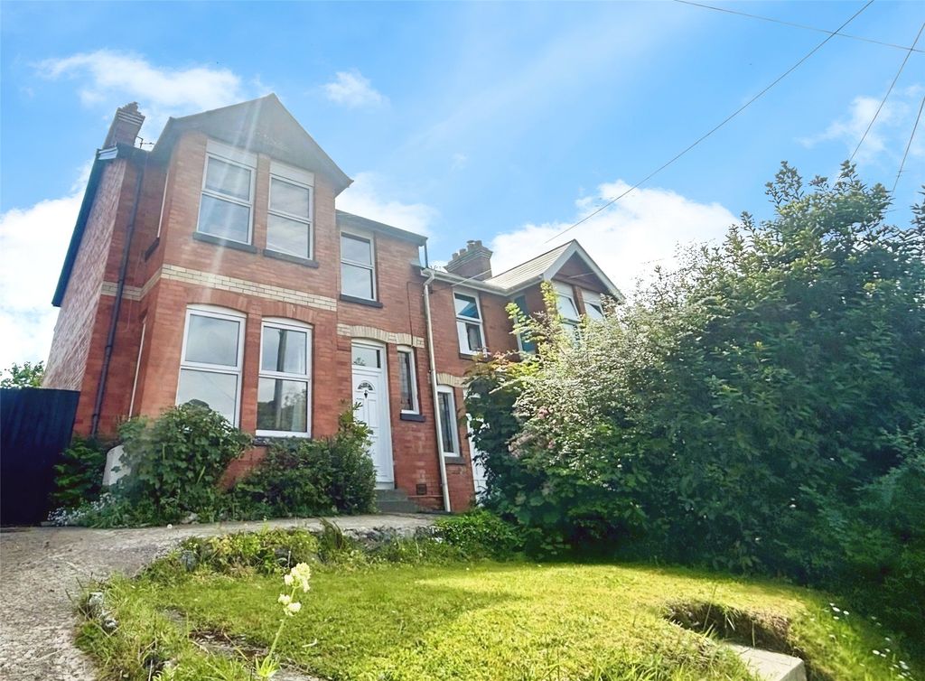 Property photo 2 of 16 Picture No. 29