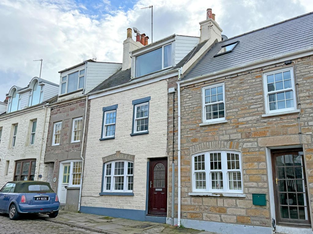 Property photo 1 of 12