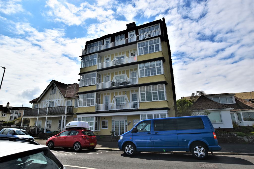 Property photo 1 of 11 Front