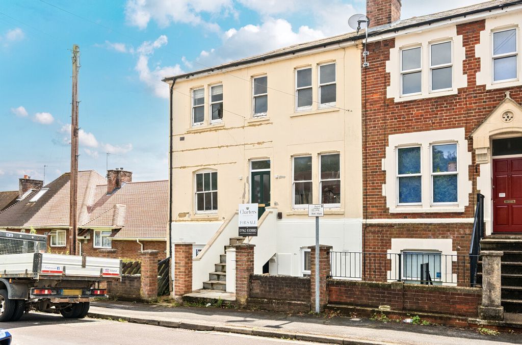 Property photo 1 of 9 1476806-3-6A295ce...