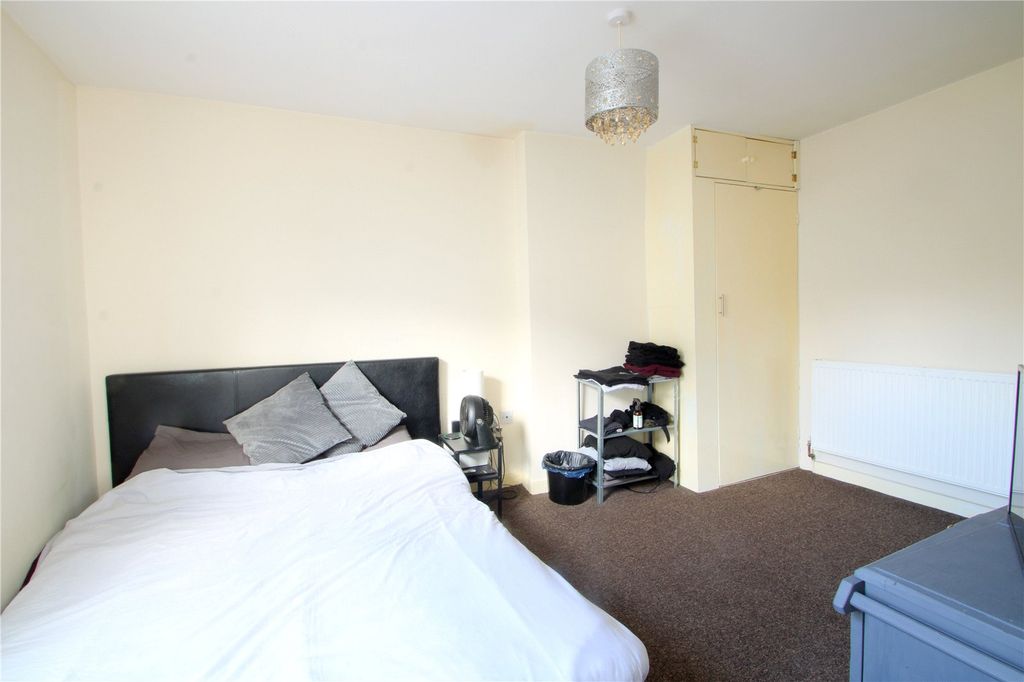 Property photo 3 of 8 Bedroom