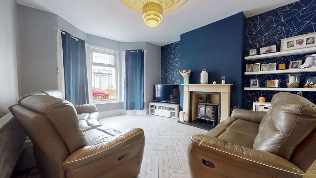 Property photo 2 of 24 4863154