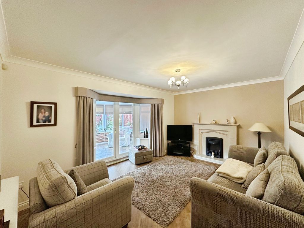 Property photo 2 of 19 Photo 15
