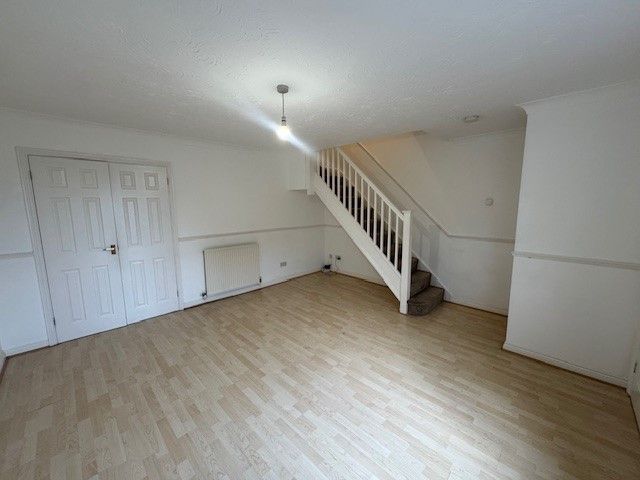 Property photo 2 of 17 Image