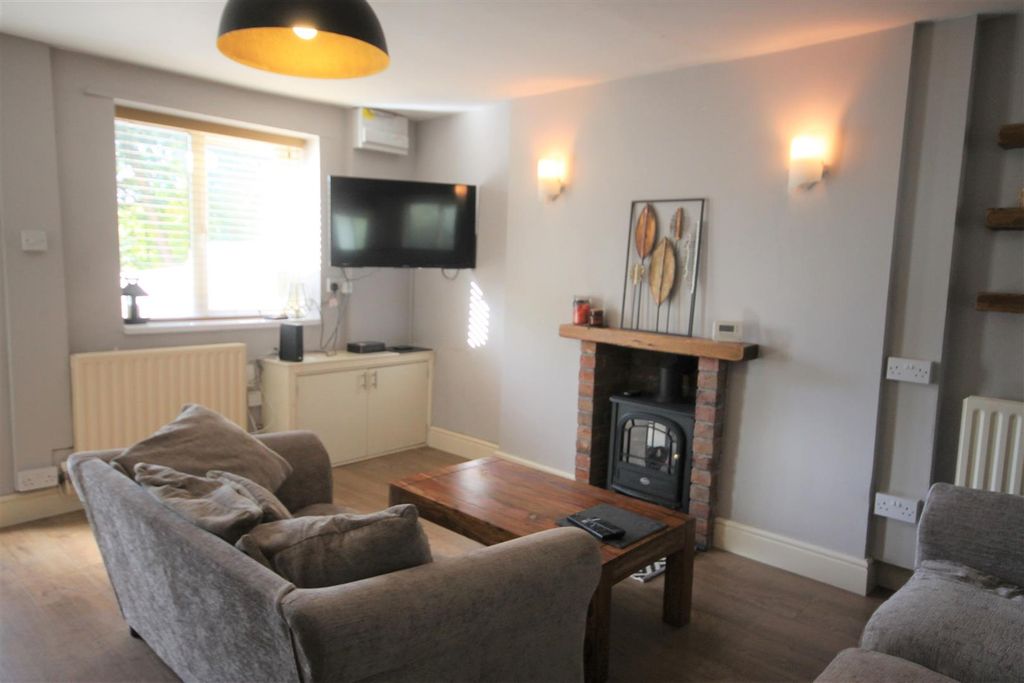 Property photo 2 of 12 Img_0277.Jpg