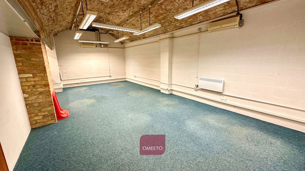Property photo 2 of 9 Office To Let