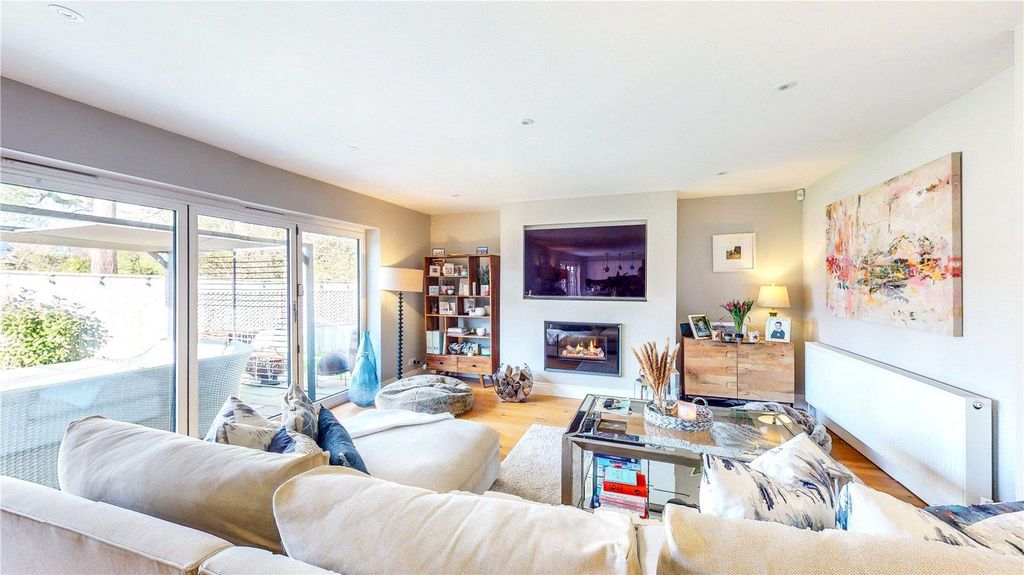 Property photo 3 of 41 Picture No. 54