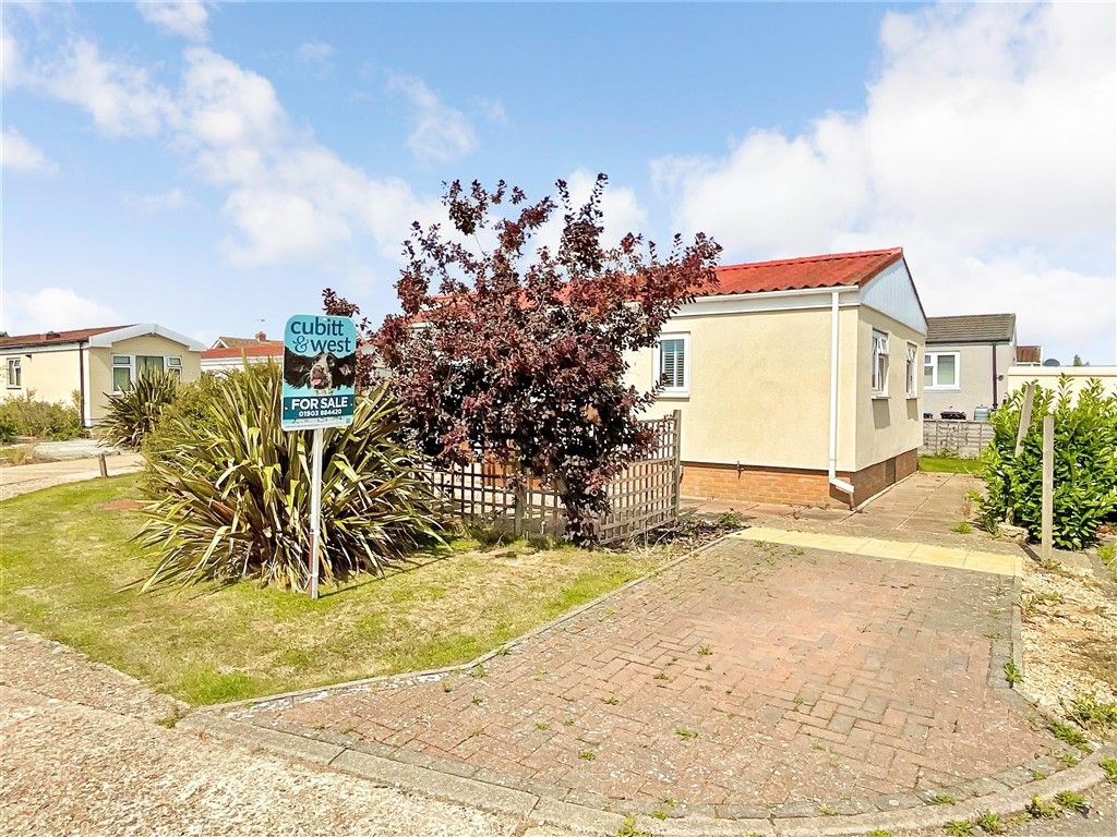 Property photo 3 of 10 Front Elevation