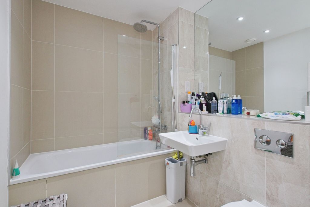 Property photo 3 of 17 Photography