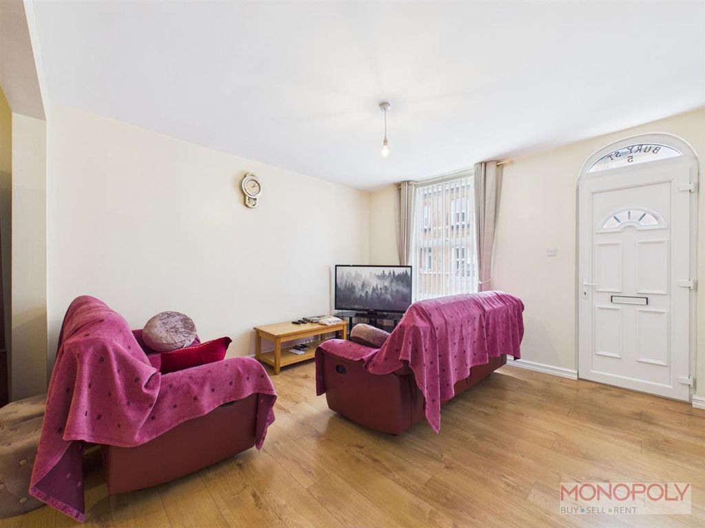 Property photo 2 of 15 Cam04439G0-Pr0284-Still002.Jpg