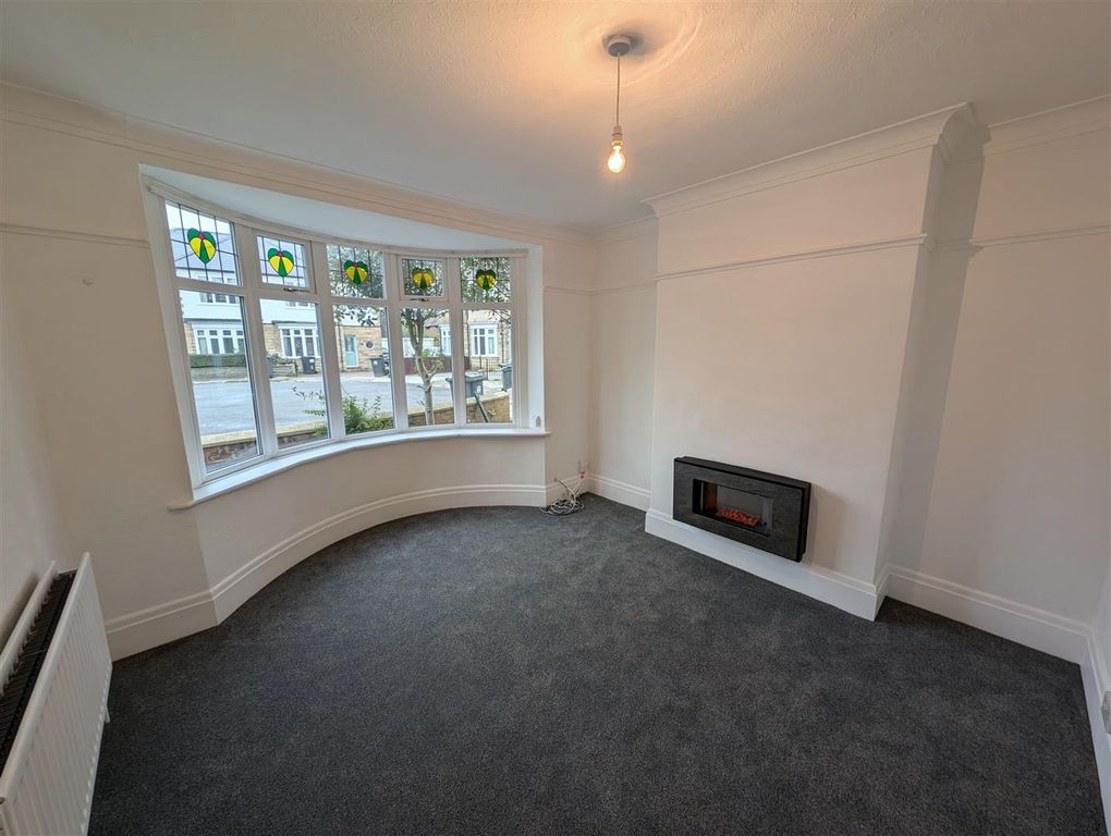 Property photo 2 of 9 Living Room