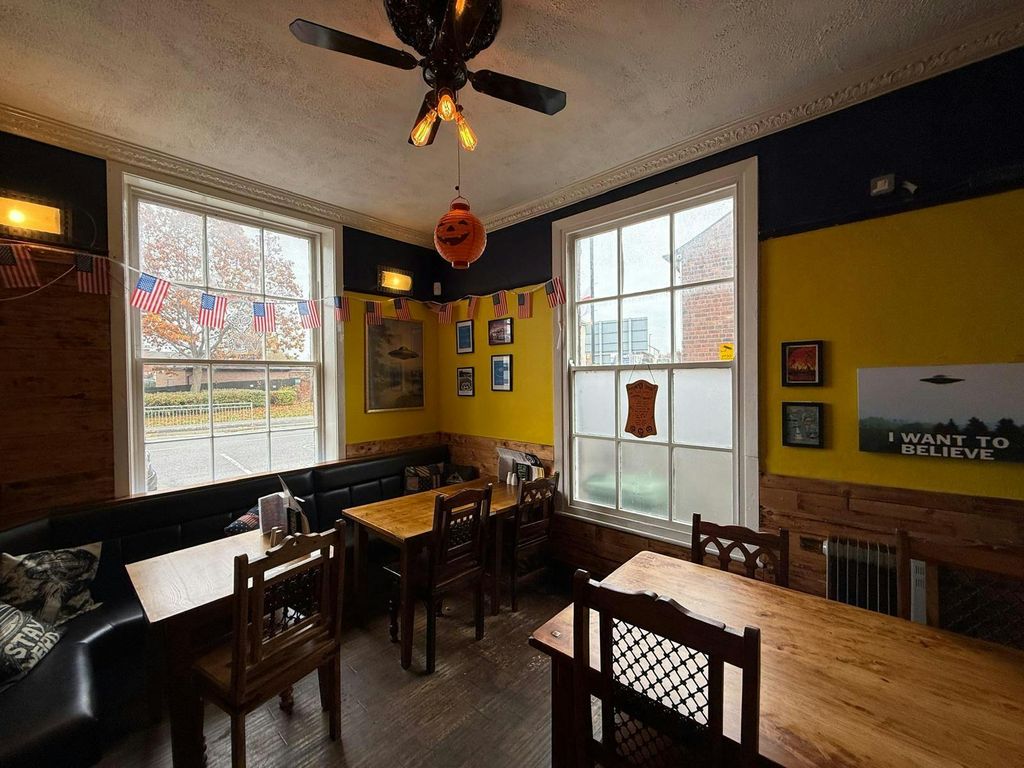 Property photo 3 of 7 8.Jpg