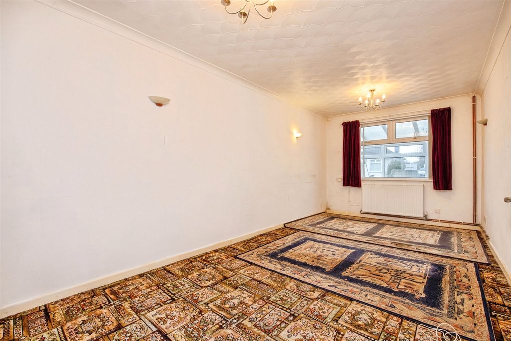 Property photo 2 of 18 Picture No. 08