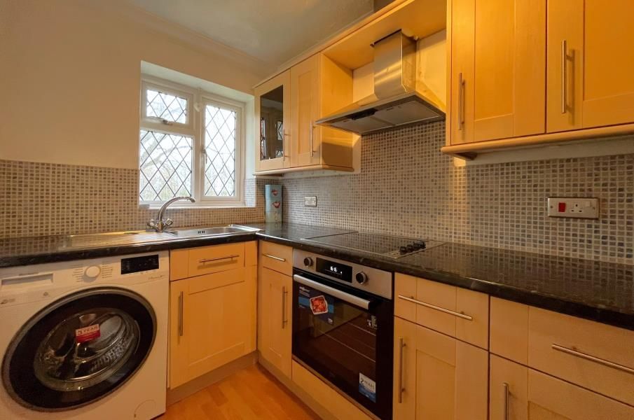 Property photo 3 of 6