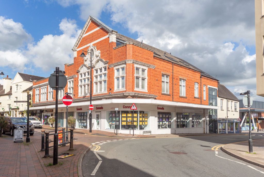 Property photo 1 of 17