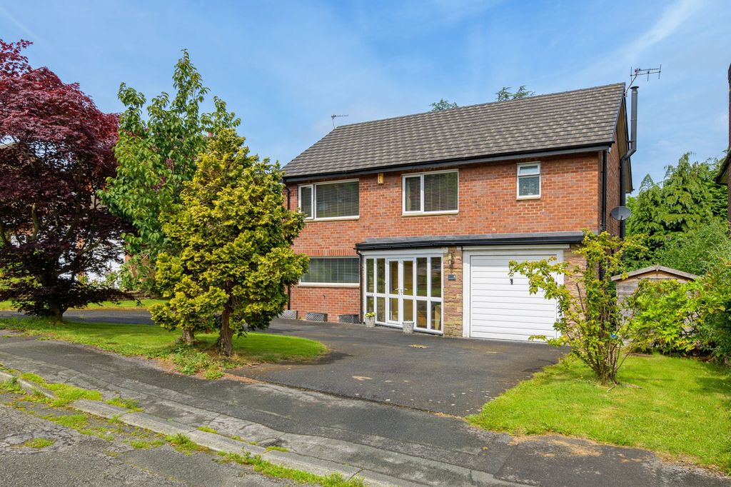 Property photo 1 of 34