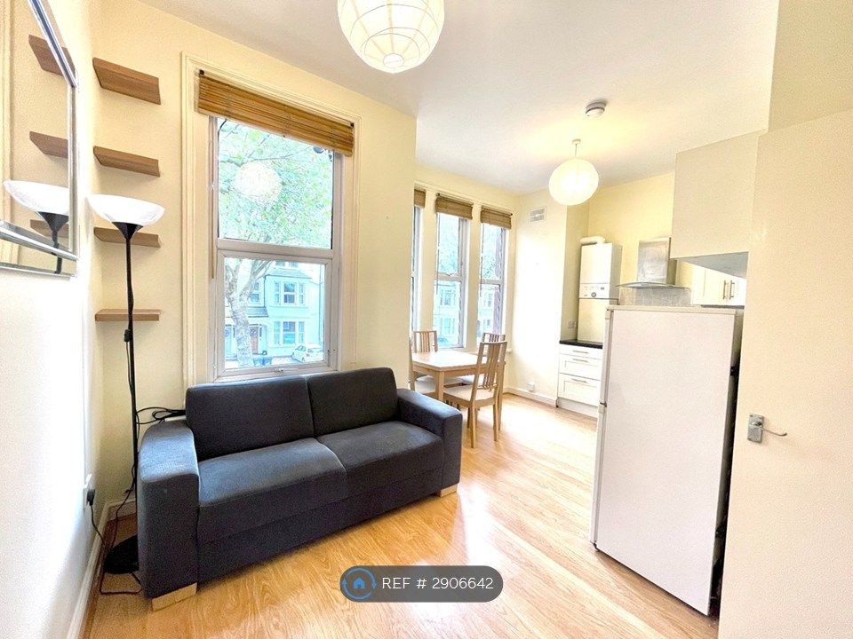 Property photo 3 of 8